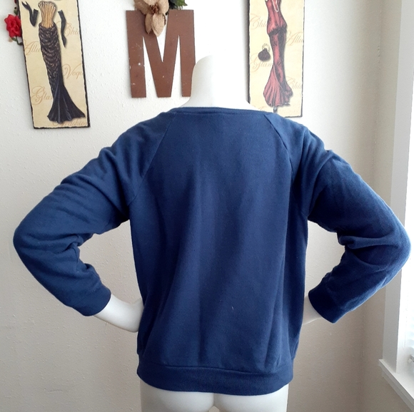 Victoria secret squins sweater size Large. - Picture 7 of 8